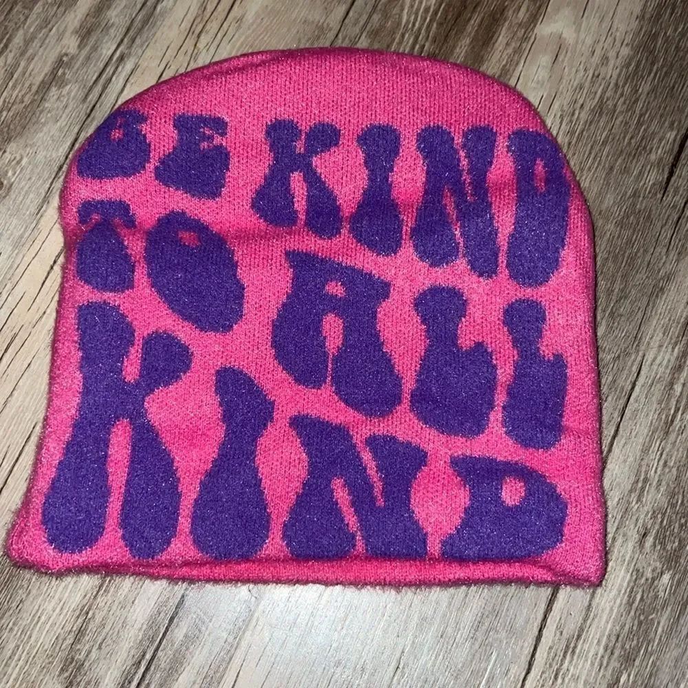 Beanieβ
β